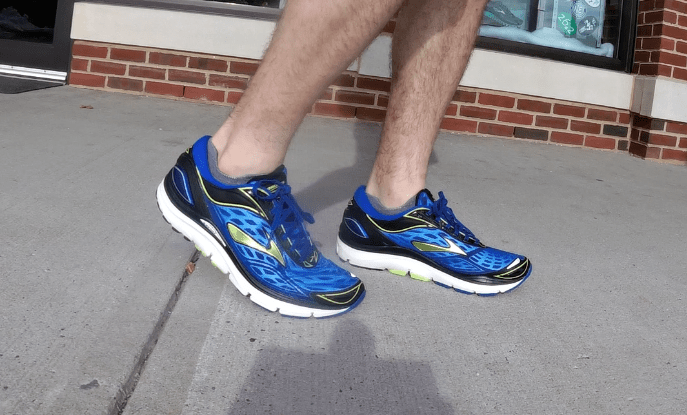 brooks lobster sneakers 2016